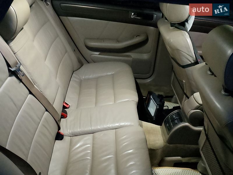 Универсал Audi A6 2000 в Луцке