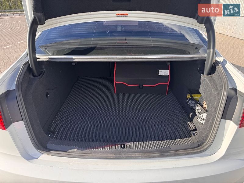Седан Audi A6 2015 в Виннице