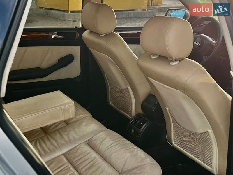 Універсал Audi A6 2000 в Рівному