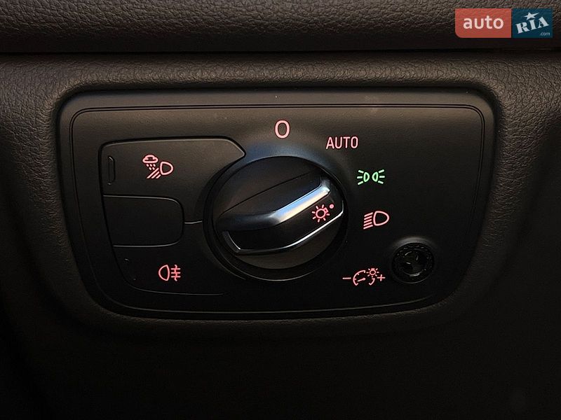 Седан Audi A6 2015 в Львові