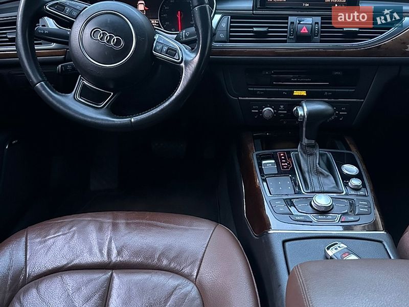 Седан Audi A6 2014 в Ровно