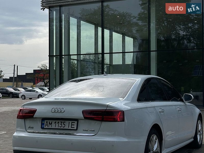 Седан Audi A6 2015 в Львові