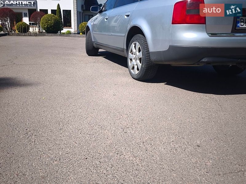 Універсал Audi A6 1999 в Вараші
