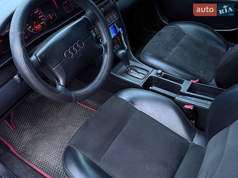 Седан Audi A6 1997 в Києві