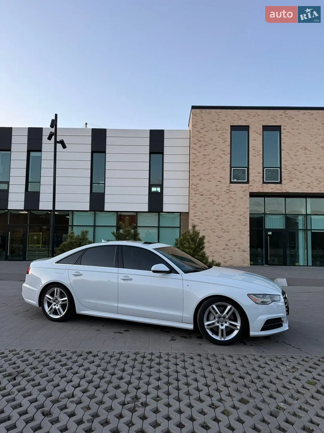 2015 Audi A6 - мініатюра 2