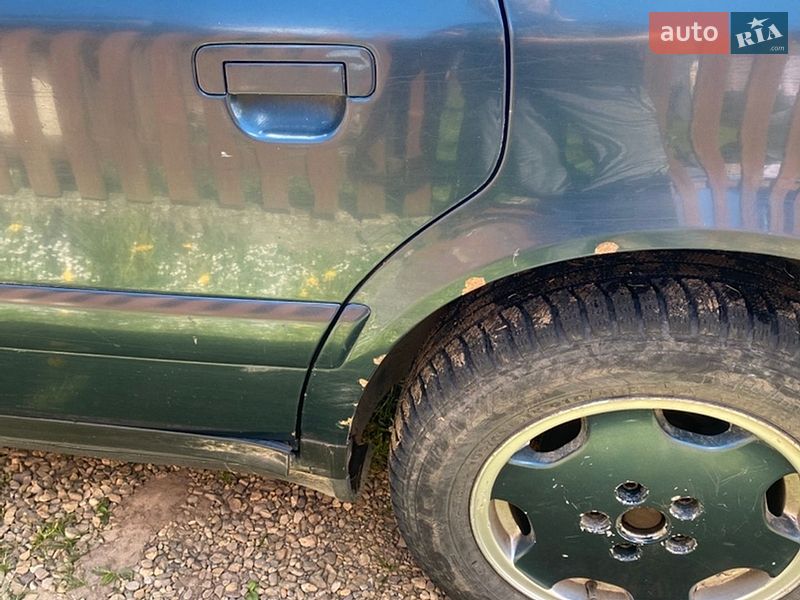 Седан Audi A6 1995 в Долине