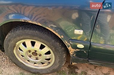 Седан Audi A6 1995 в Долине