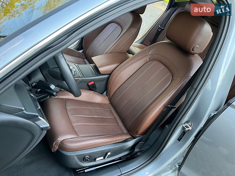 Седан Audi A6 2018 в Киеве