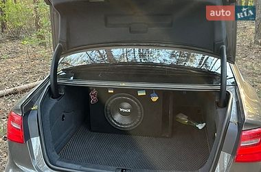 Седан Audi A6 2012 в Киеве