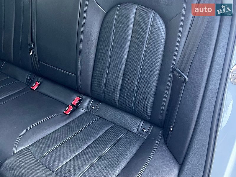 Седан Audi A6 2016 в Киеве