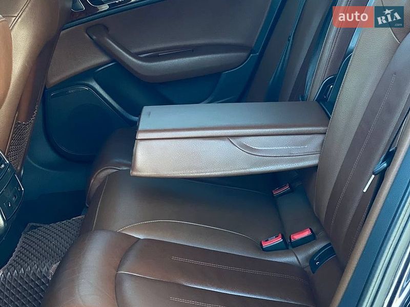 Седан Audi A6 2012 в Киеве