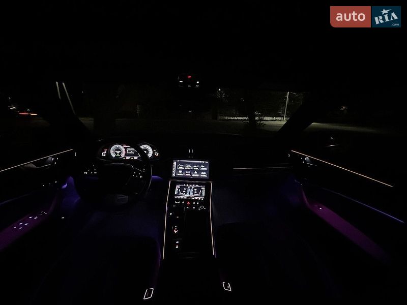 Седан Audi A6 2021 в Днепре
