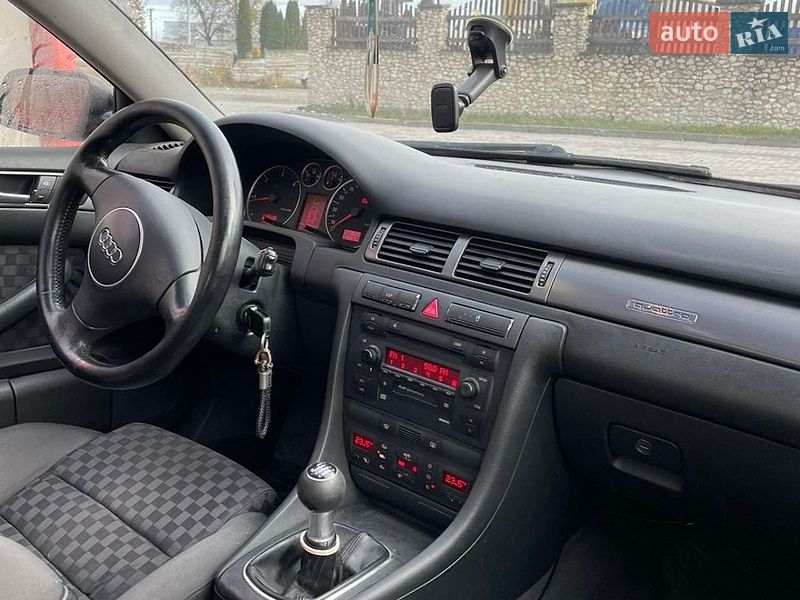 Седан Audi A6 2002 в Кременце