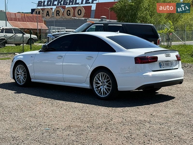 Седан Audi A6 2015 в Киеве