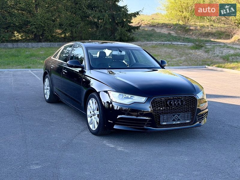 Седан Audi A6 2014 в Ровно