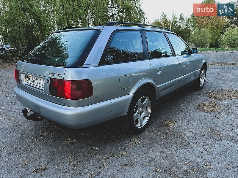 Універсал Audi A6 1996 в Млиніві