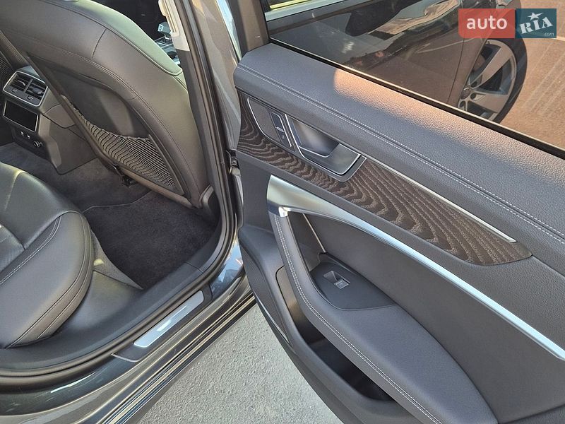 Седан Audi A6 2020 в Киеве