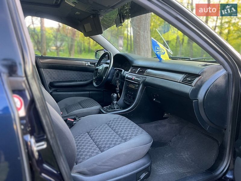 Седан Audi A6 1998 в Жовкве