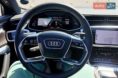 Седан Audi A6 2022 в Киеве