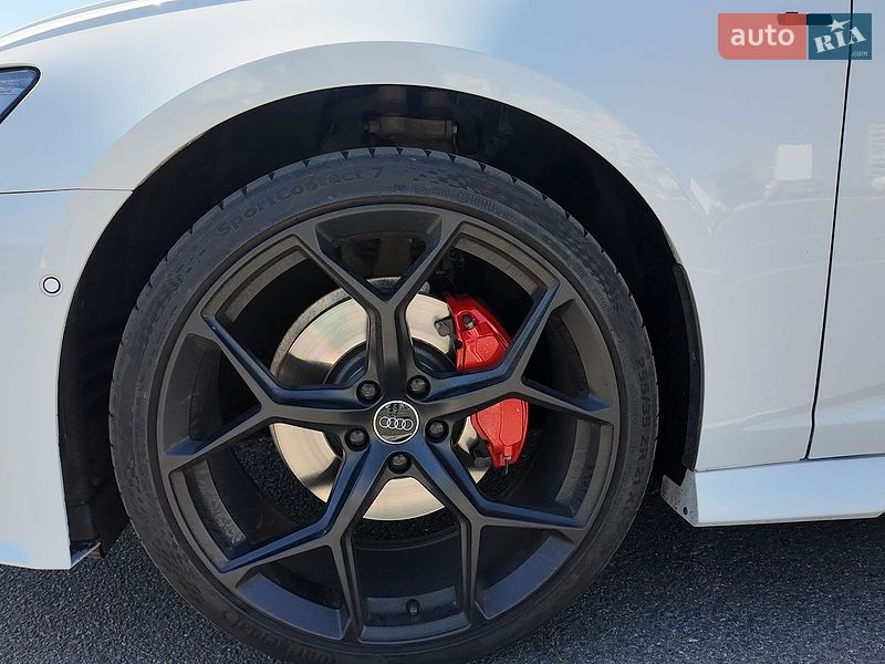 Седан Audi A6 2022 в Киеве