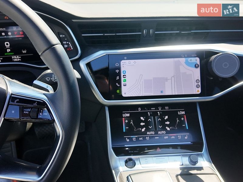 Седан Audi A6 2022 в Киеве