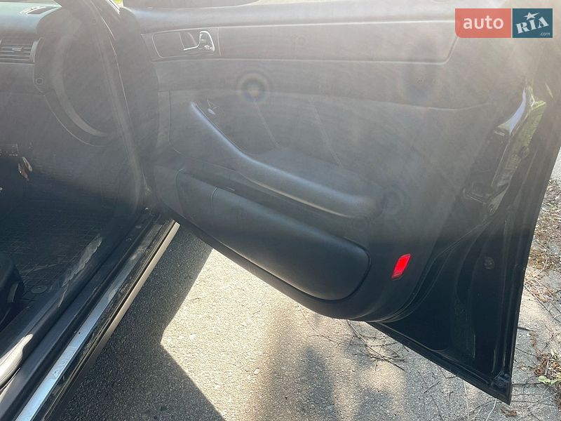 Седан Audi A6 2001 в Запорожье