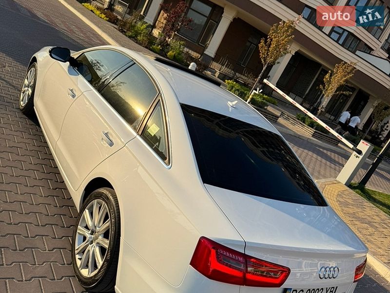 Седан Audi A6 2013 в Киеве