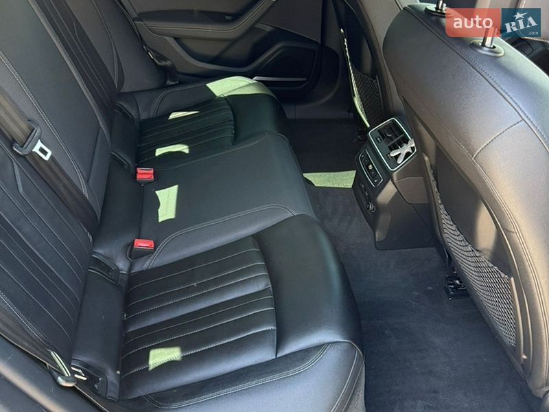 Седан Audi A6 2019 в Львове