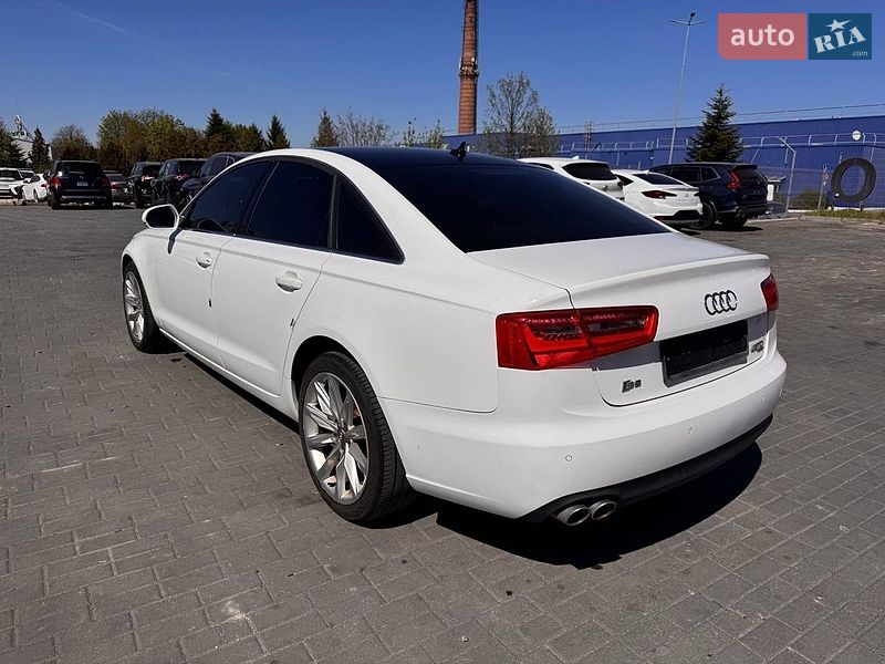 Седан Audi A6 2013 в Львове