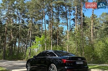Седан Audi A6 2018 в Новояворовске