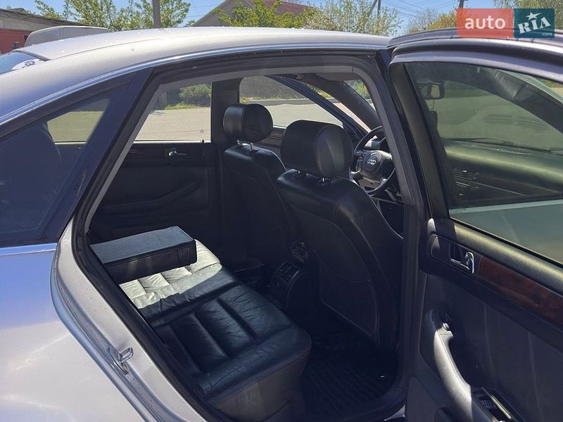 Седан Audi A6 2000 в Млинове