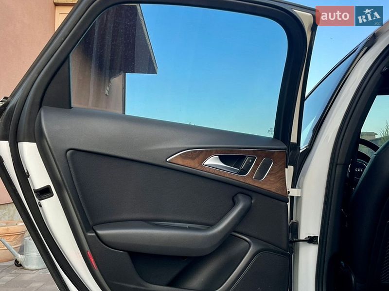 Седан Audi A6 2014 в Ровно
