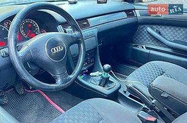 Седан Audi A6 2001 в Дубно