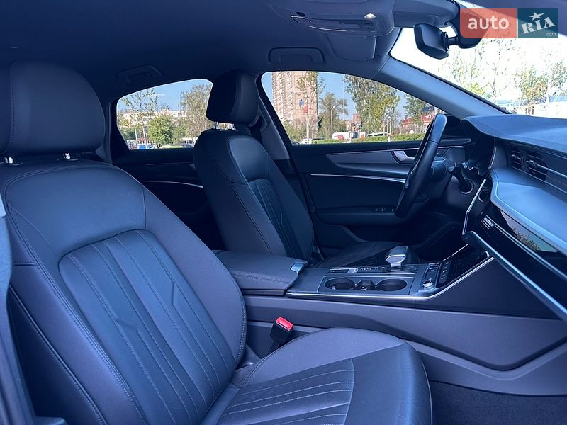 Седан Audi A6 2021 в Киеве