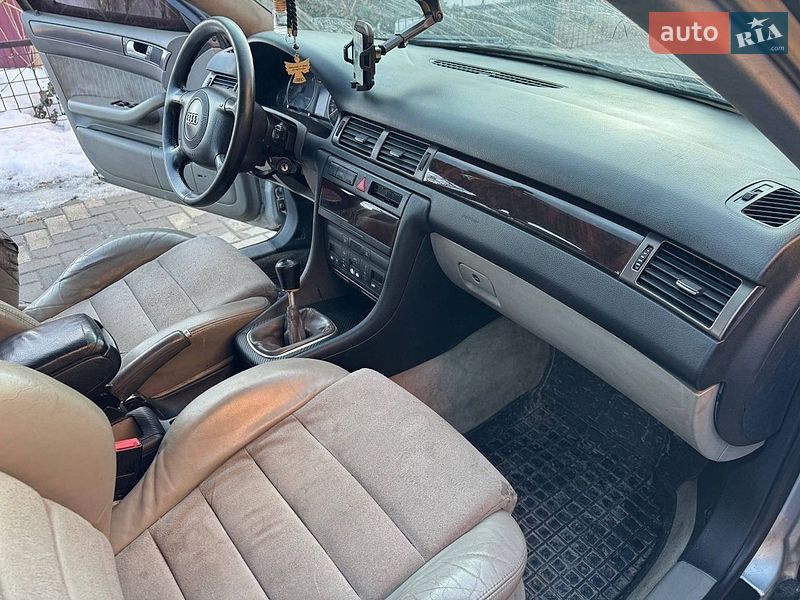 Седан Audi A6 2002 в Хмельницком