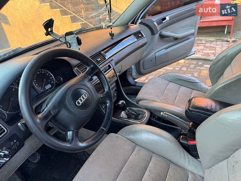 Седан Audi A6 2002 в Хмельницком