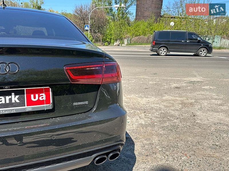 Седан Audi A6 2016 в Киеве