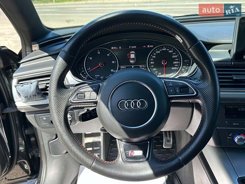 Седан Audi A6 2016 в Киеве