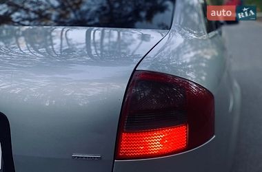 Седан Audi A6 2002 в Обухове