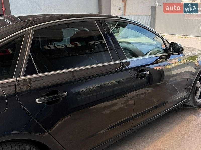Седан Audi A6 2012 в Каменец-Подольском