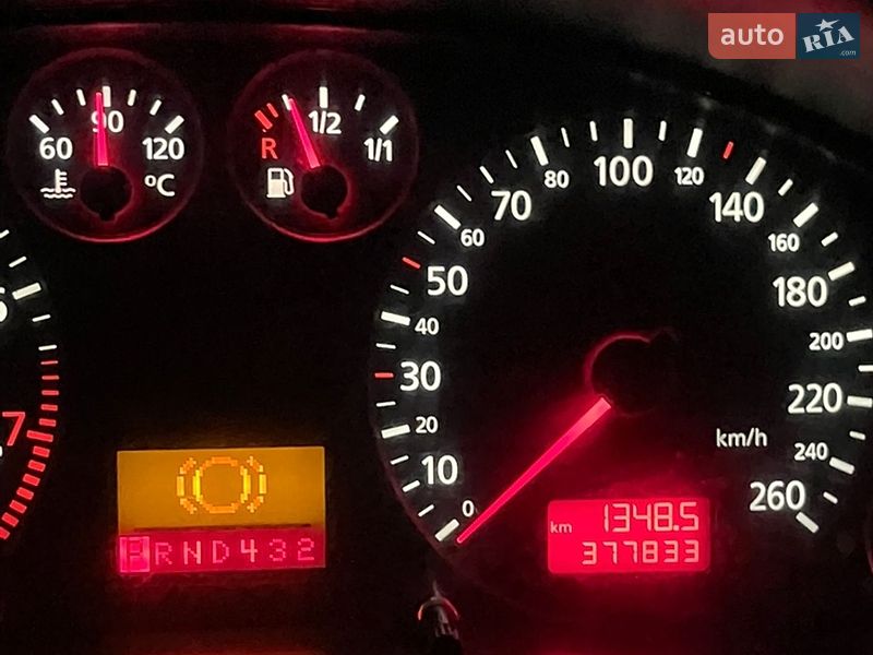 Седан Audi A6 1999 в Коростене
