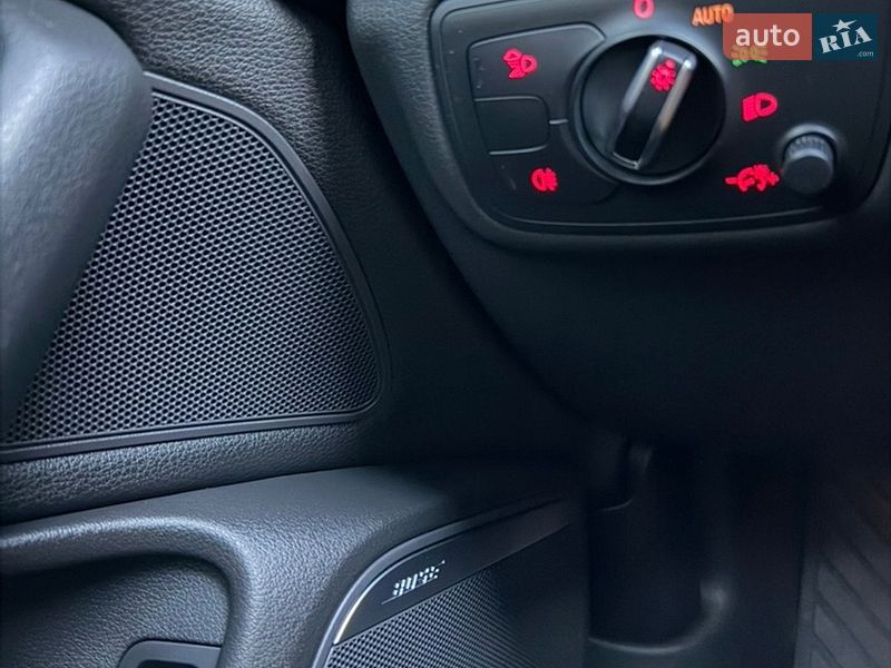 Универсал Audi A6 2017 в Запорожье