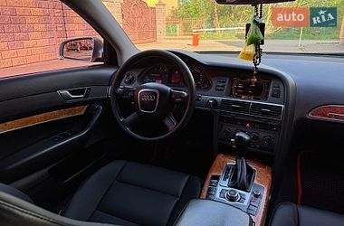 Седан Audi A6 2004 в Стрые