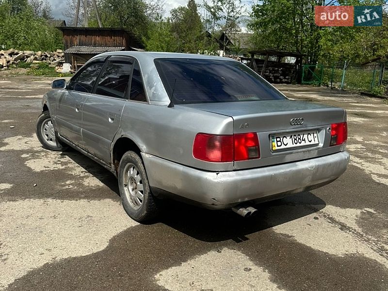 Седан Audi A6 1996 в Надвірній