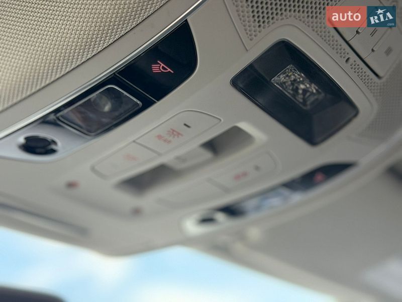 Седан Audi A6 2017 в Киеве
