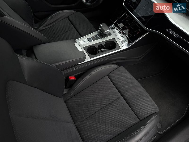 Седан Audi A6 2023 в Хмельницком
