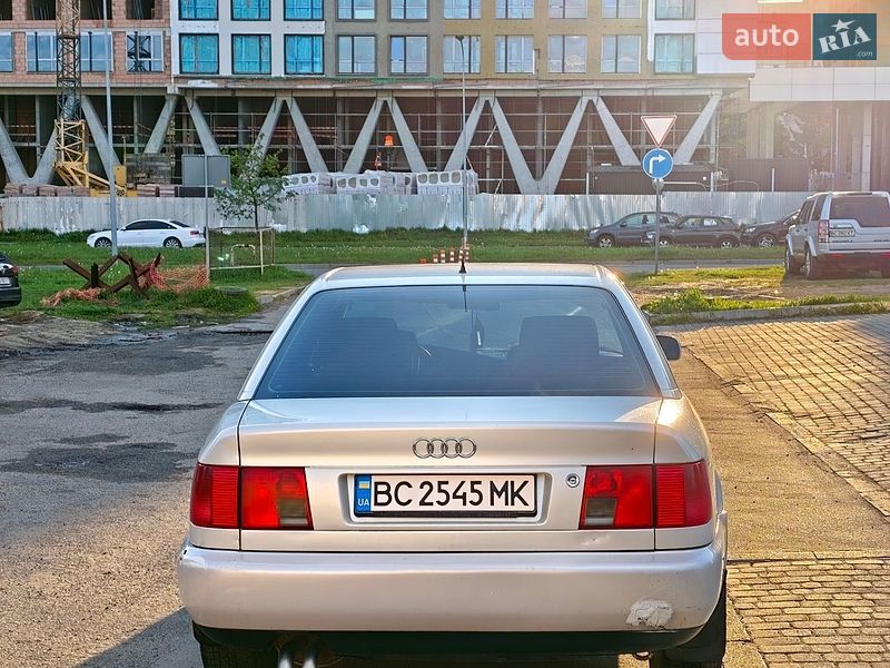 Седан Audi A6 1995 в Львове