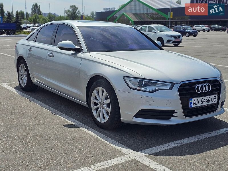 Седан Audi A6 2015 в Киеве