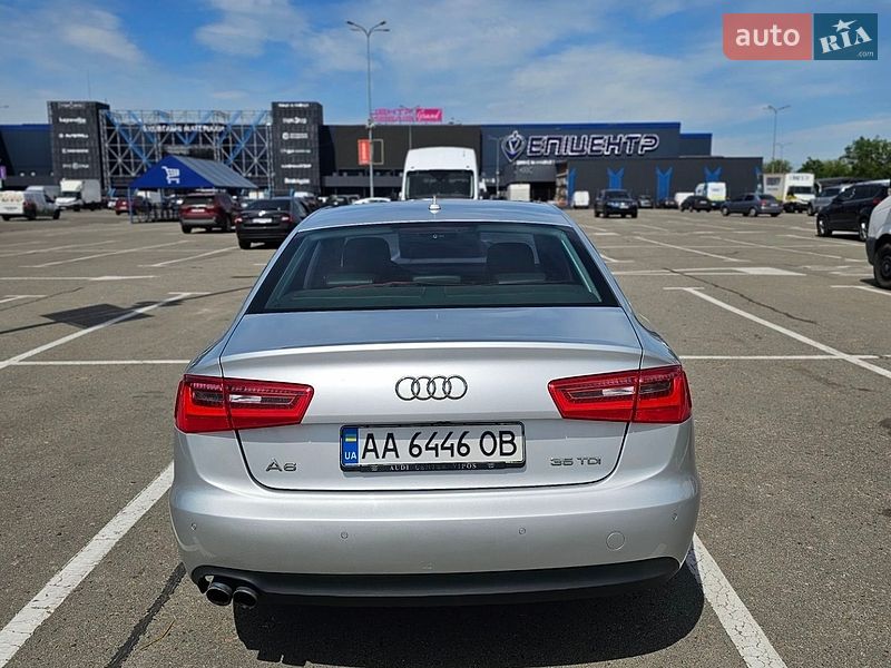 Седан Audi A6 2015 в Киеве