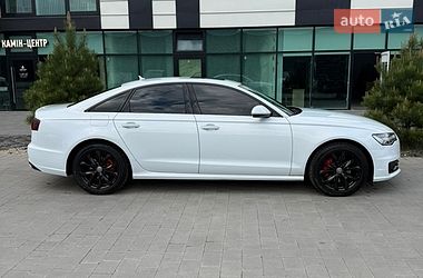 Седан Audi A6 2015 в Городке
